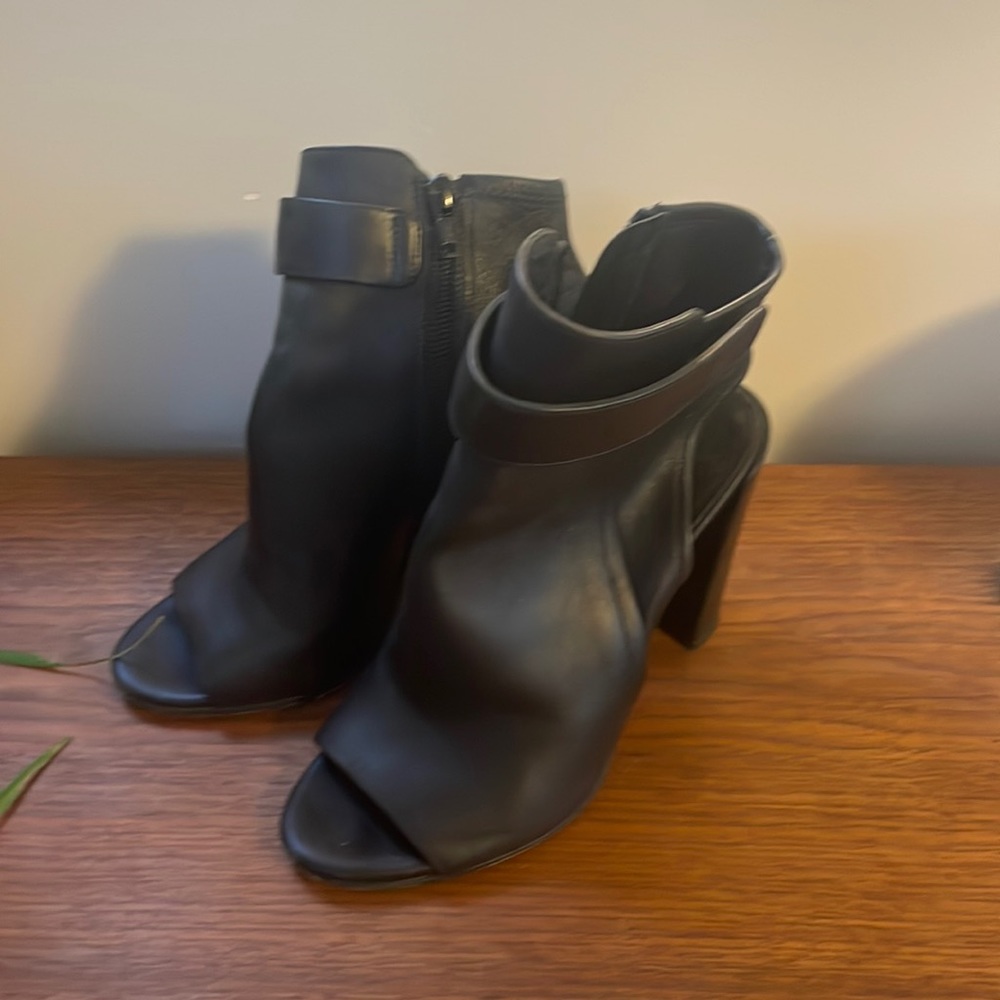 Vince Italian leather cutout heels